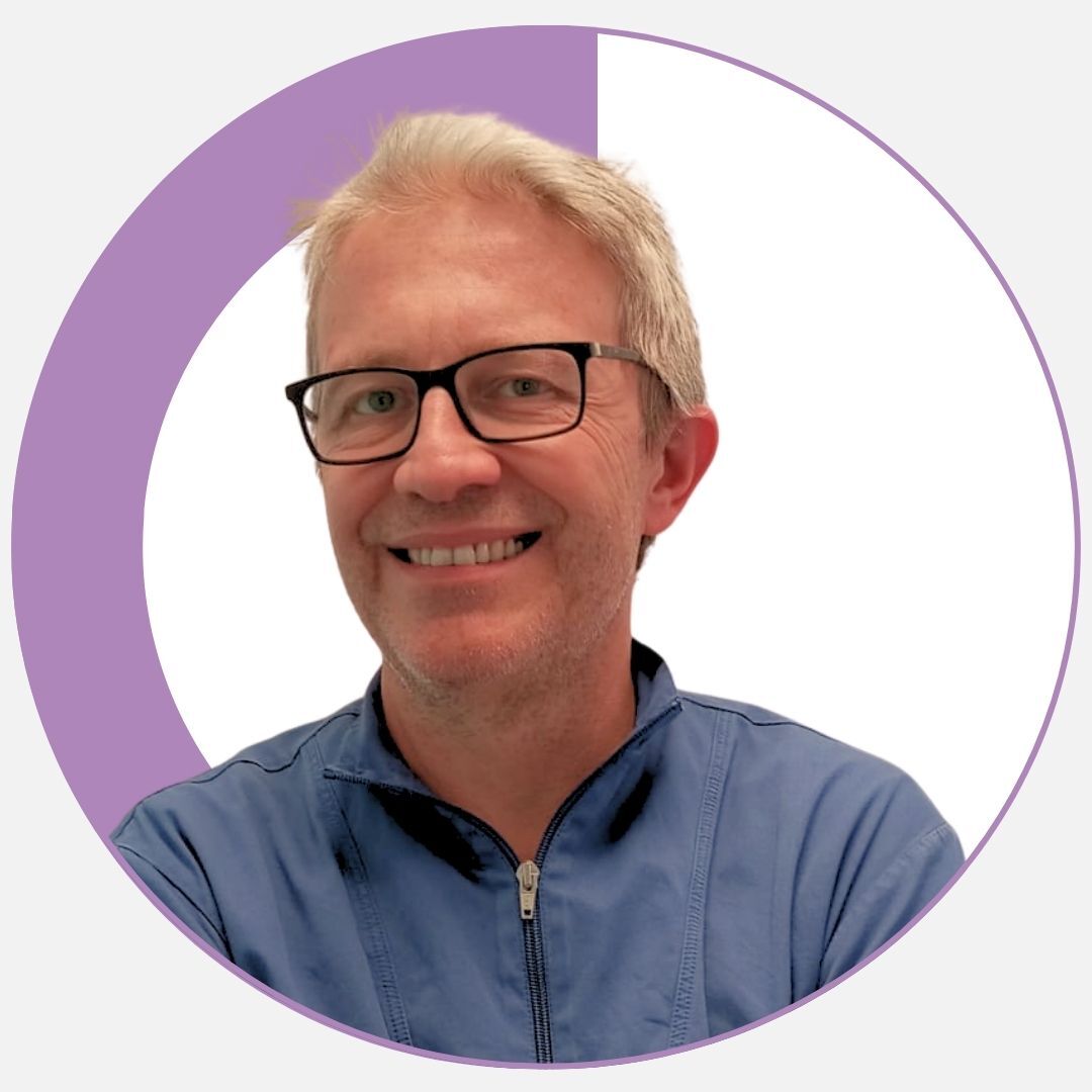 Home 13 Dott. Dalla Vecchia Emanuele odontoiatra si occupa di conservativa endodonzia e protesi