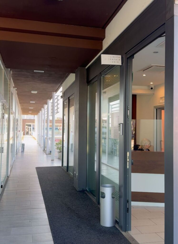 Dentista a Borgomanero - Studio dentistico a Borgomanero